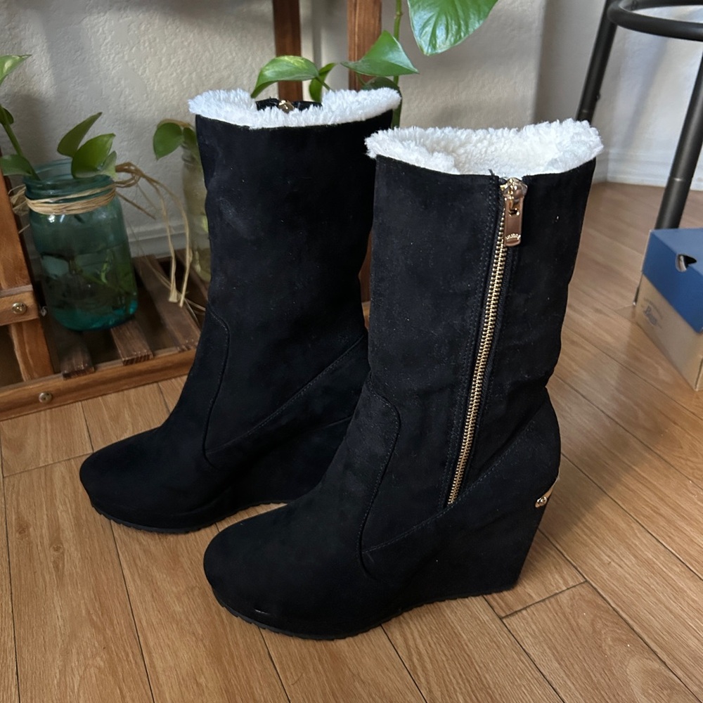 Juicy Couture boots